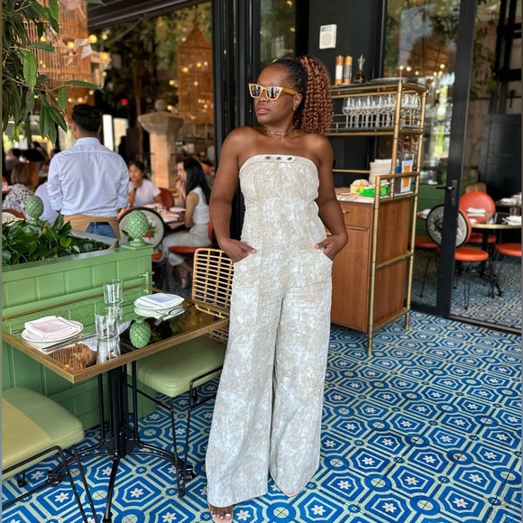 ZARA Wide Leg Strapless Jumpsuit - Picture 3 of 6